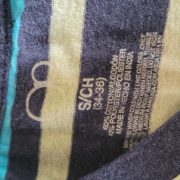 🌺3 for $10 OP Tee - Picture 2 of 3